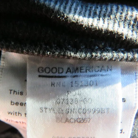 GOOD AMERICAN Good 90's Icon High Waisted Loose Ripped Jeans Black267 - Size 32 - Picture 14 of 14